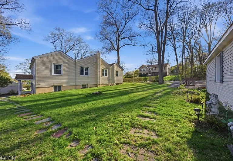 7 Valley Rd #B — Photo 15