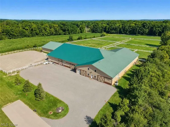 1025 Joanna Ln, Medina, OH 44256