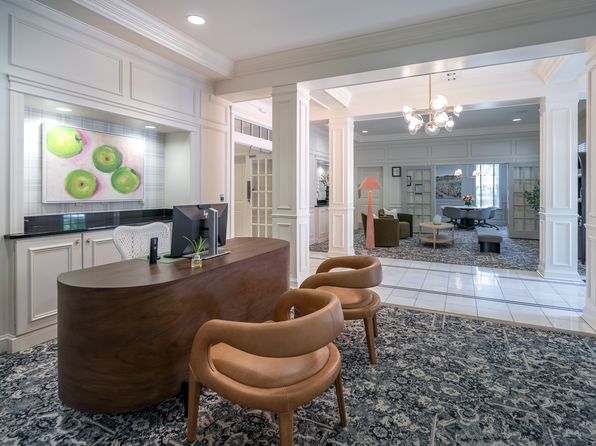 41 1/2 Malvern Ave #8-4