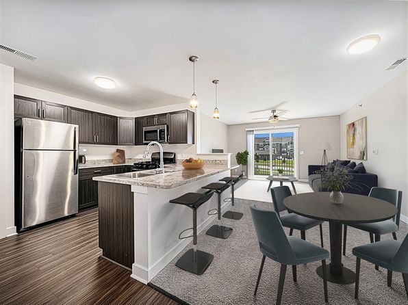 4910 S 209th Ct #5017-22