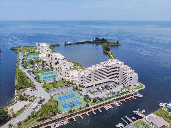 Guff Island Beach & Tennis Club