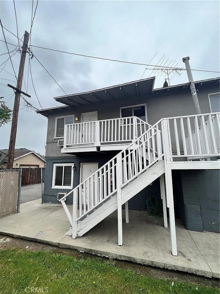 1 bed, 450 sqft, $1,395 — Photo 2
