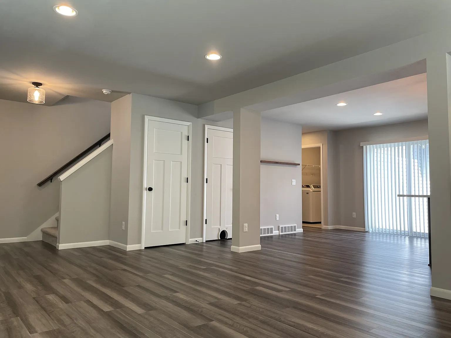 3 bed, 2.5 bath, 1510 sqft, $2,495 — Photo 4