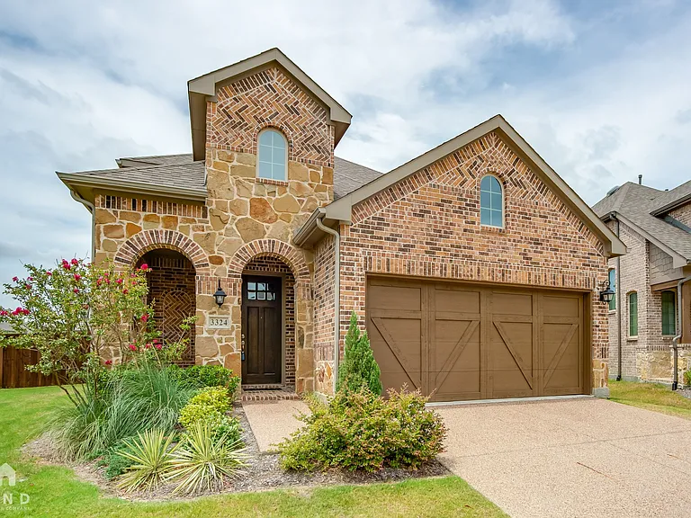 3324 Damsel Sauvage Ln — Photo 1