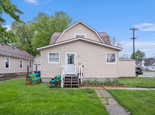 211 S State St, Sparta, MI 49345