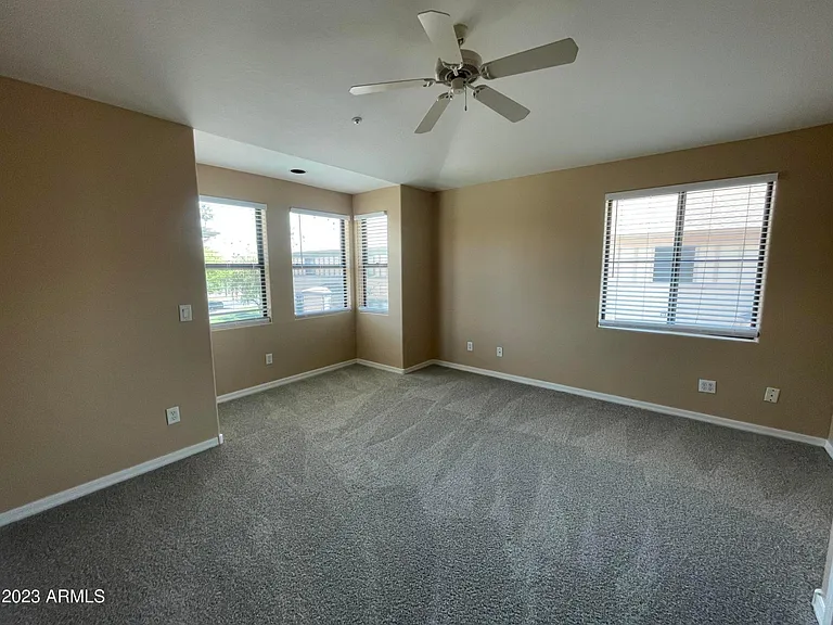 750 S Beck Ave — Photo 11