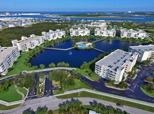 8921 Lake Dr APT 205, Cape Canaveral, FL 32920