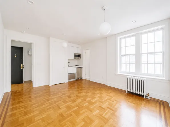 300 West 12th Street image 1 of 3