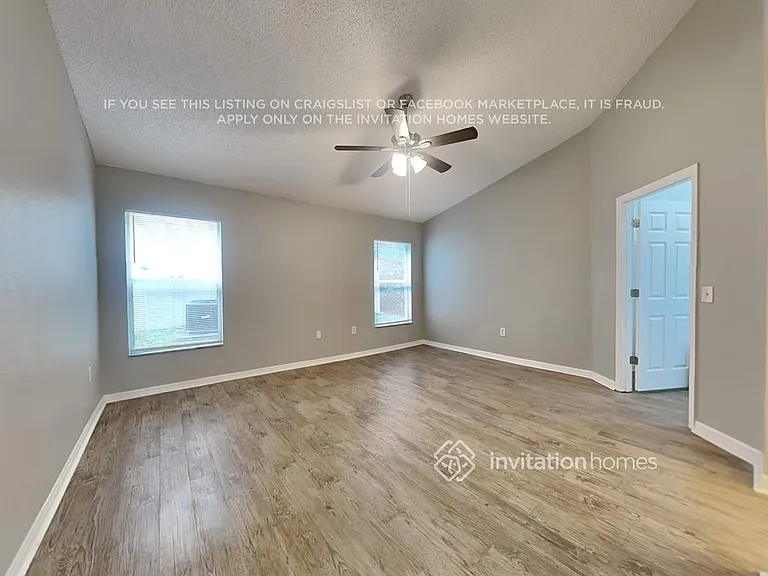 334 Thomasdale Ave — Photo 9