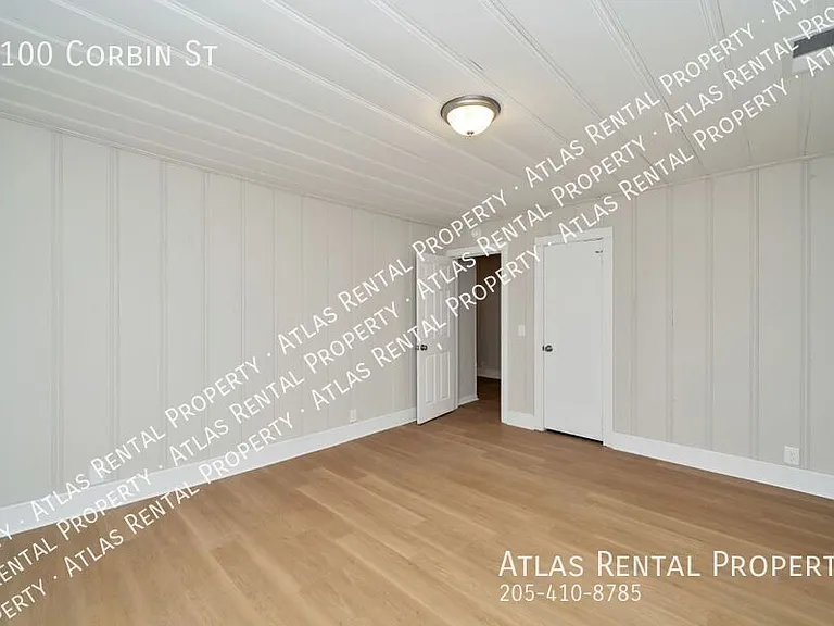 1100 Corbin St — Photo 11