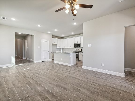 5th image of 2703 Woodland Ct #Ixrz4s