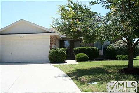 1st image of 816 Topaz Dr