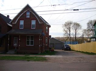 810 Hancock Ave, Hancock, MI 49930