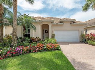 3579 Grand Cypress Dr, Naples, FL 34119