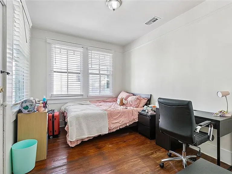 7718 Willow St — Photo 10