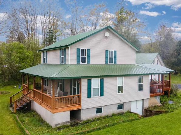 37 Main St, Eglon, WV 26716