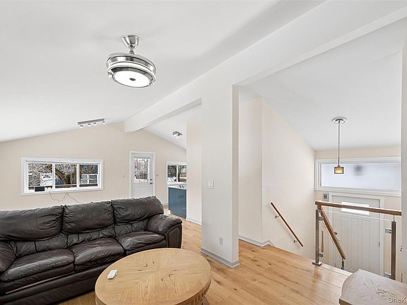 5th image of 21 Amboy Road