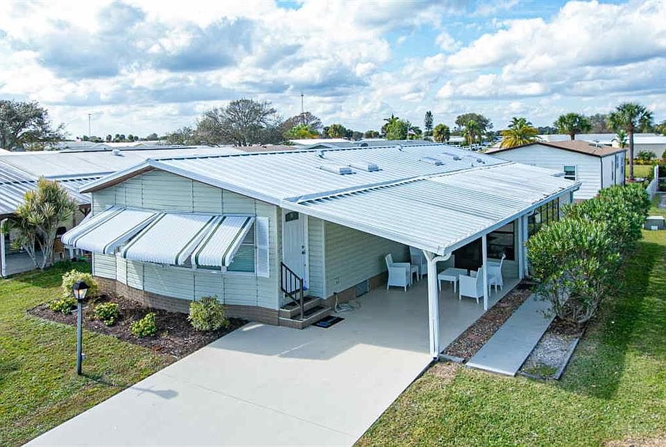 1st image of 850 Periwinkle Cir