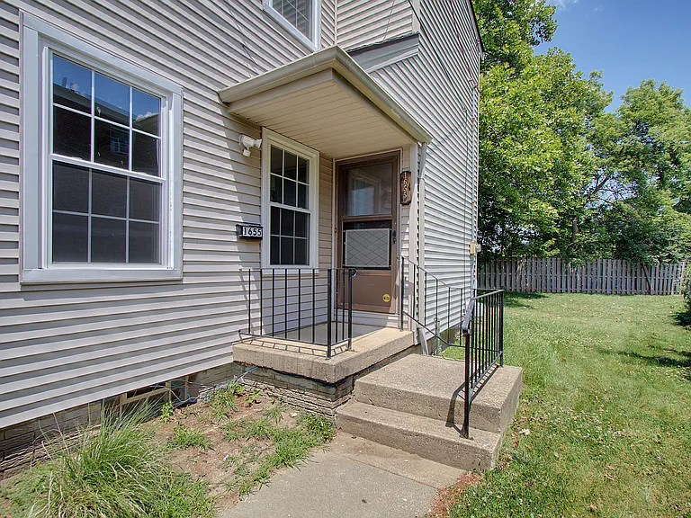 1655 Southbend Dr — Photo 33
