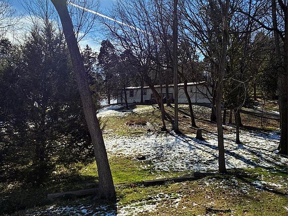 4th image of 1692 Juanita Dr