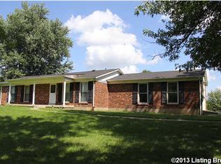 2038 Crystal Cv, La Grange, KY 40031