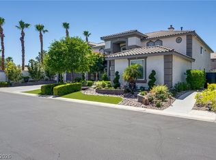 9455 Green Hunter St, Paradise, NV 89123