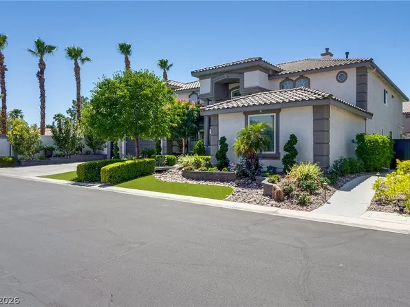 9455 Green Hunter St, Paradise, NV 89123