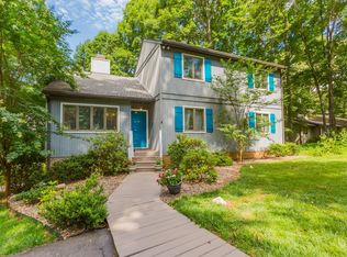 407 Lake Vista Dr, Forest, VA 24551