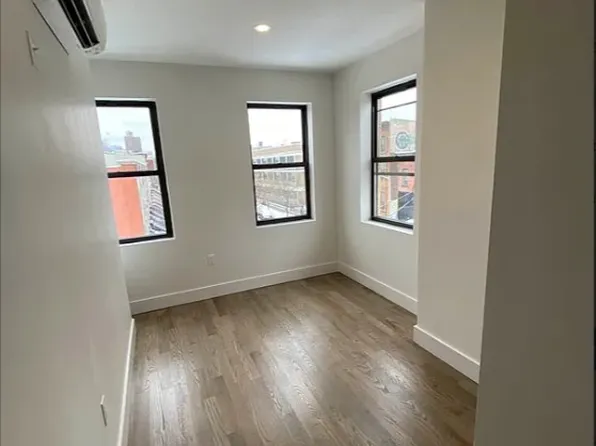 595 Marcy Avenue image 3 of 10