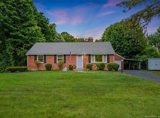 185 Cedar Ridge Ter, Glastonbury, CT 06033