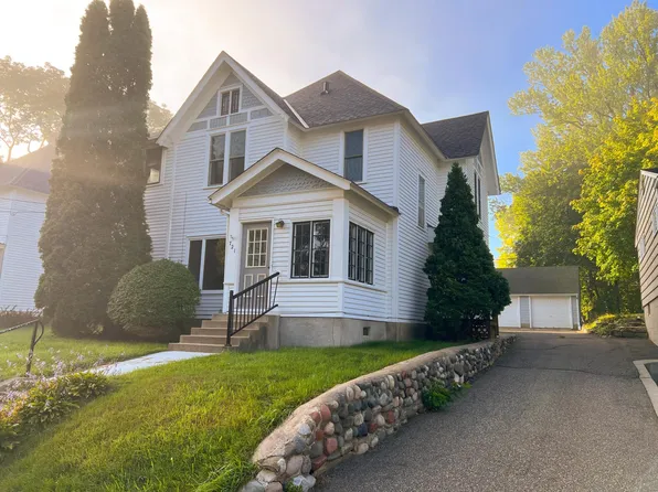 721 Olive St W #2, Stillwater, MN 55082