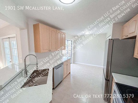 2nd image of 1901 SW McAllister Ln
