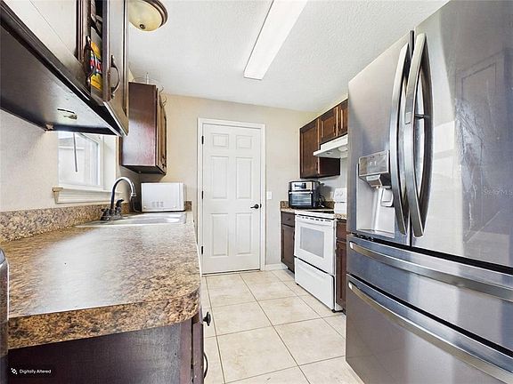 2nd image of 15734 SW 46TH AVENUE ROAD