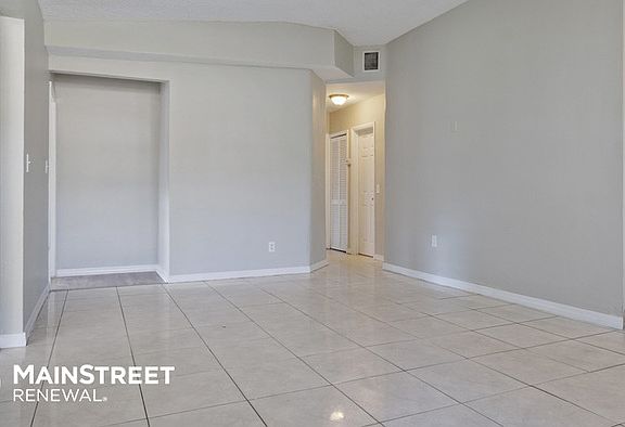5th image of 440 NE 175th St