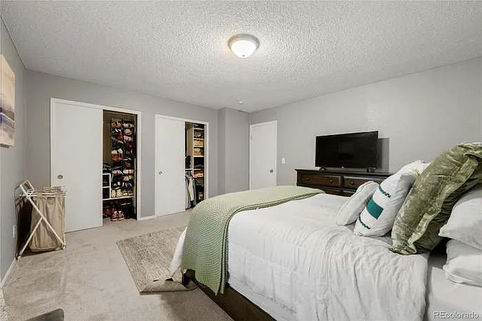 11687 E Cedar Ave — Photo 16