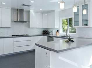 6550 Smoke Tree Ave, Oak Park, CA 91377