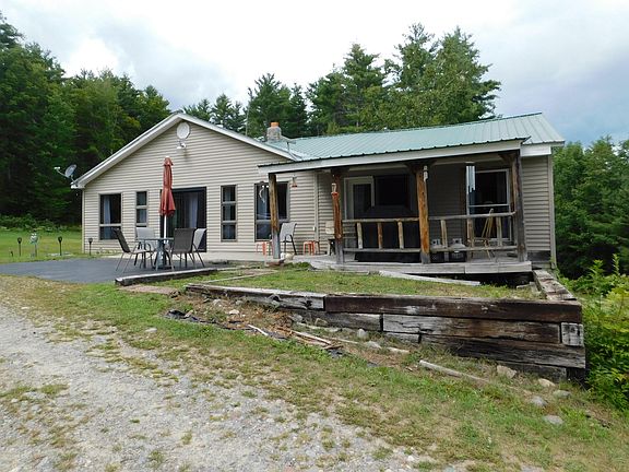 4th image of 824 Pease Hill Road