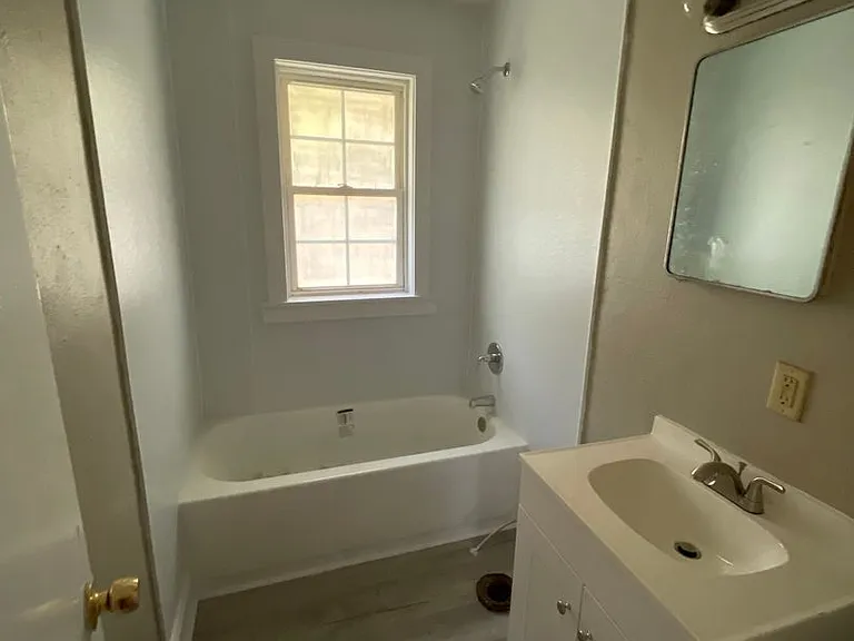6310 Ward Blvd — Photo 10