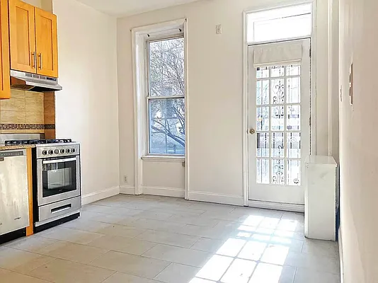 Rented by Corcoran | media 24