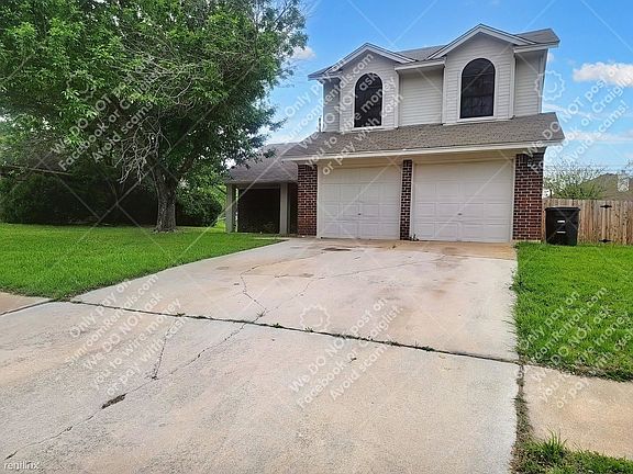 4th image of 4805 Greenlee Dr