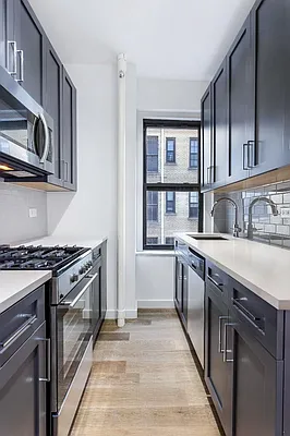 Rented by Living New York | media 12