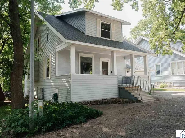 118 Circle Dr, Fairmont, MN 56031