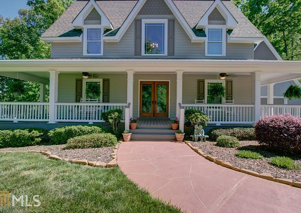 2nd image of 124 Springbrook Dr
