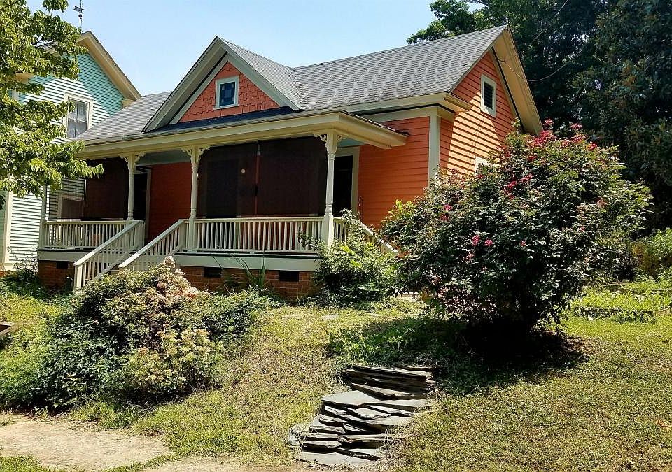 1st image of 629 Joyner St
