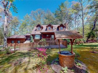 401 Macedonia Rd, Asheville, NC 28804