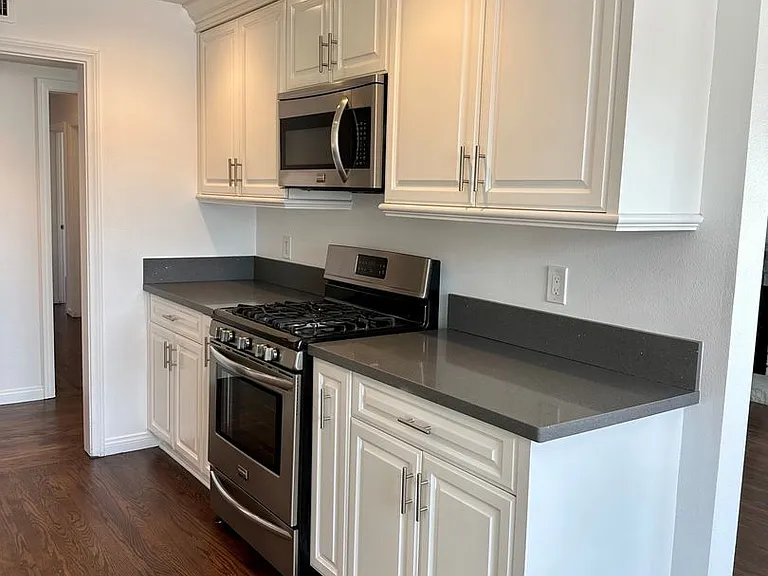 1200 Wilson Ave — Photo 6