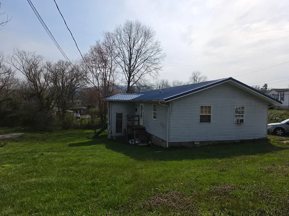 102 Redwood Rd #A & B, Middlesboro, KY 40965