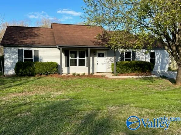 135 Cassia Dr, Toney, AL 35773