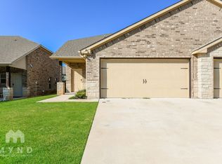 775 Rolling Terrace Cir, Granbury, TX 76049