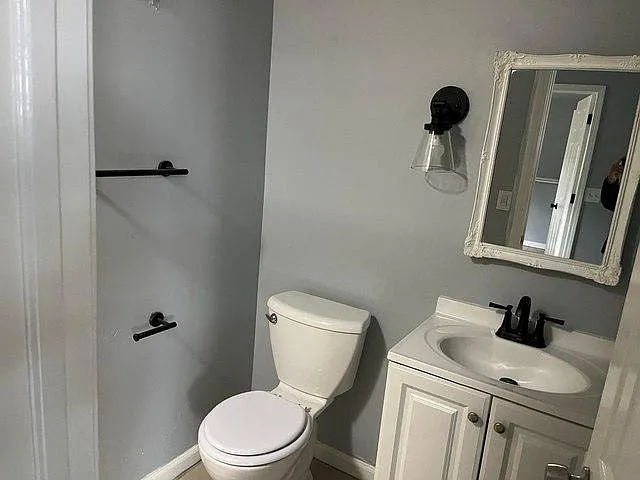 251 Butternut Dr — Photo 12